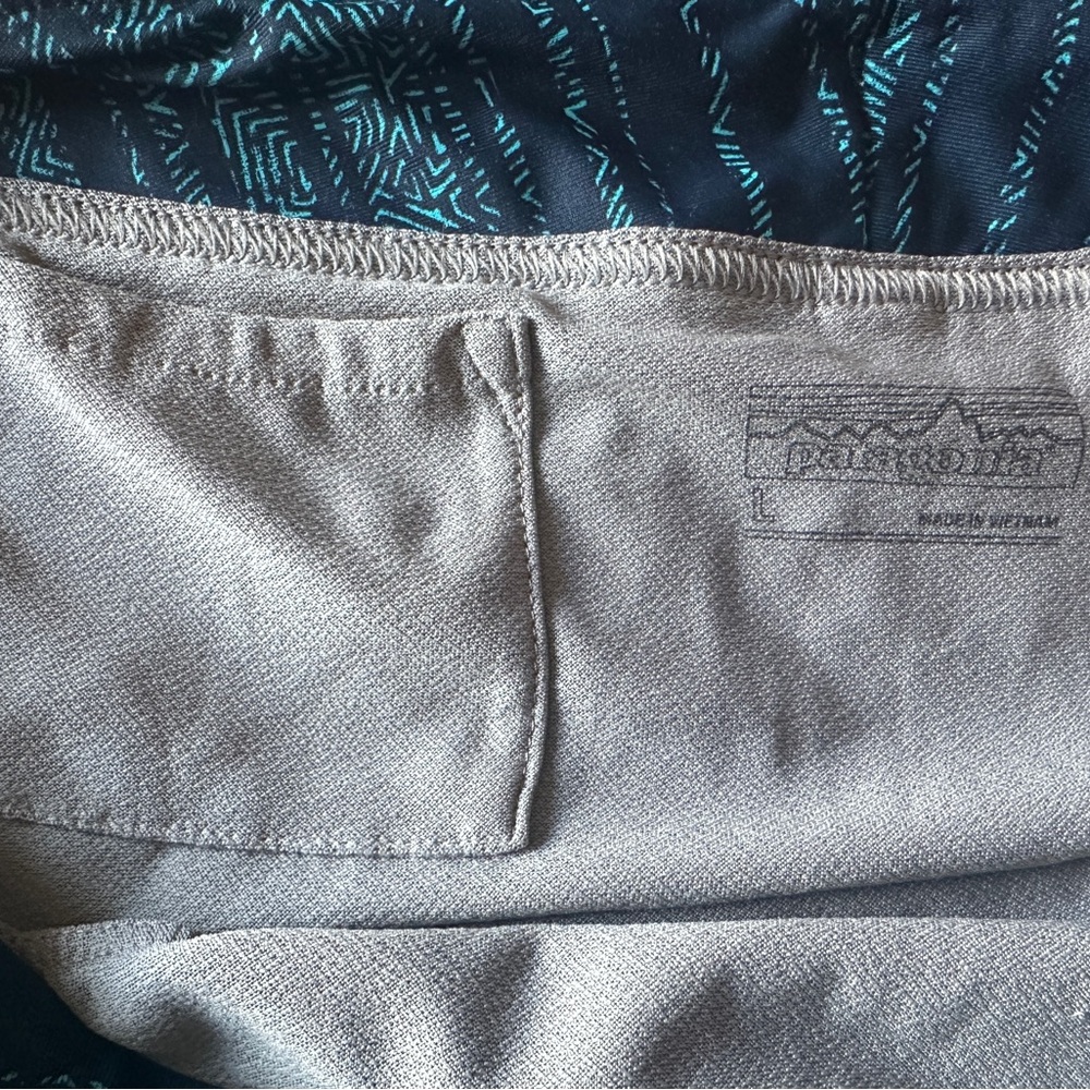 Patagonia Women's Running Shorts, 2.5” inseam, like new - Picture 6 of 12